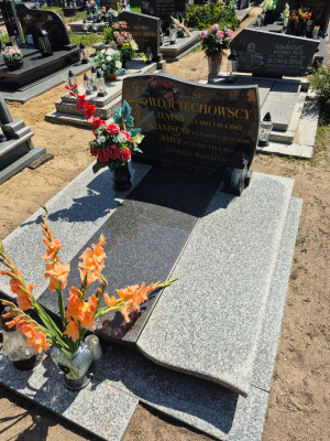 Zdjęcie nagrobka Józef Wojciechowski