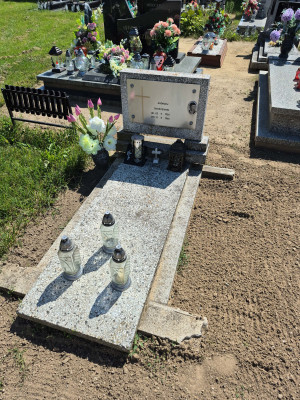 Zdjęcie nagrobka Andrzej Skórzewski