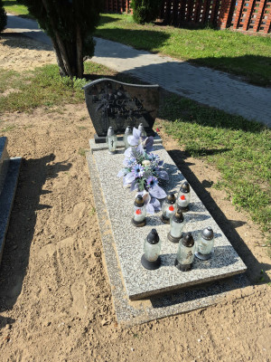 Zdjęcie nagrobka Franciszek Czarny